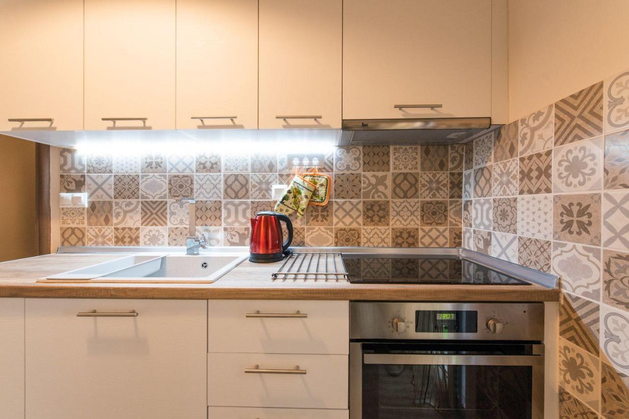 Apricot By Halu! Cozy Apt Next To Agia Sophia Metro Station 塞萨洛尼基 外观 照片